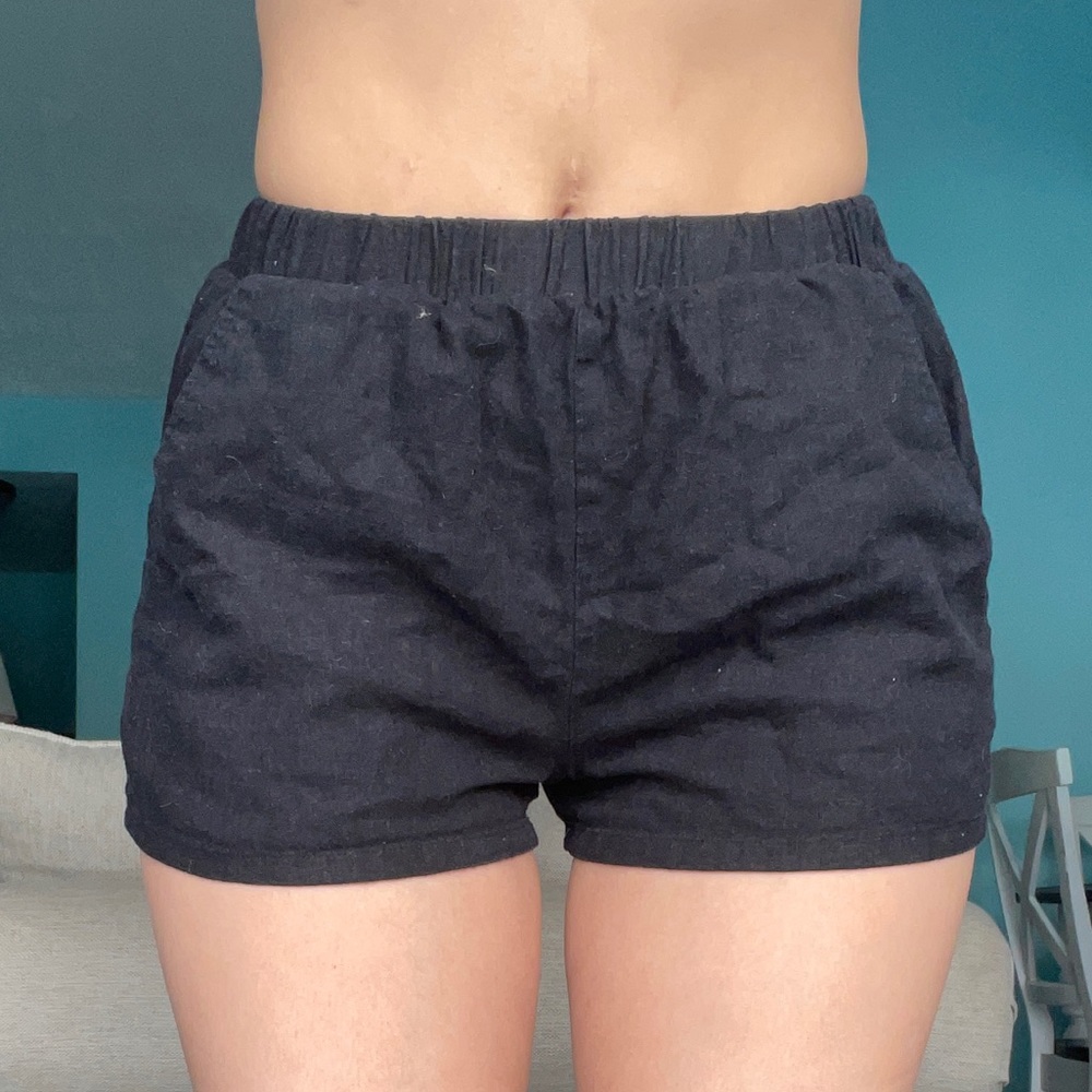 Loose black shorts